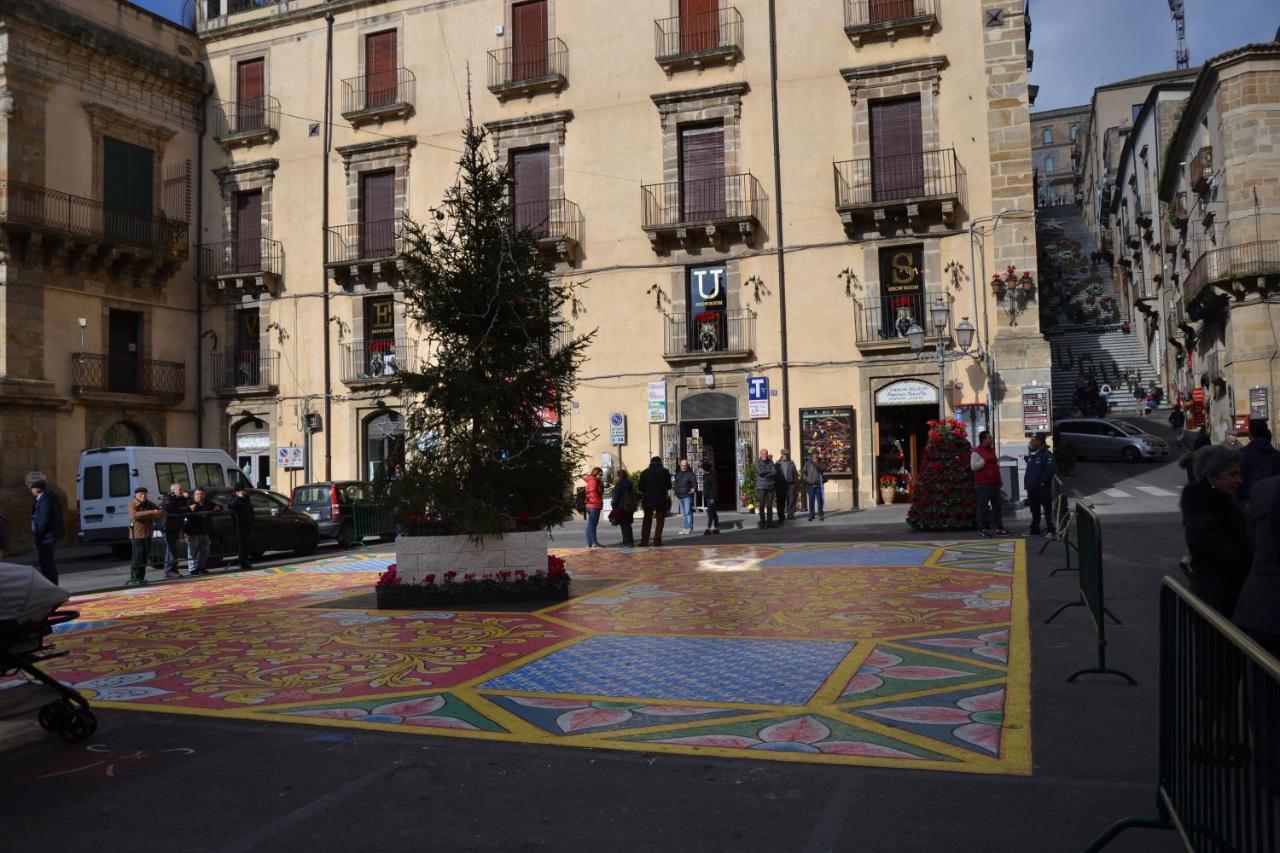 Bed and Breakfast Al Centro Storico Caltagirone Zewnętrze zdjęcie